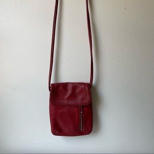 Vintage Tignanello Red cross body pebble leather bag. EUC very soft